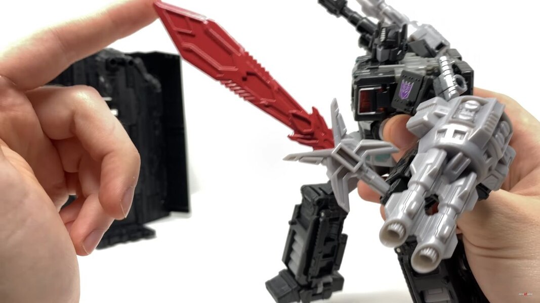 transformers generations war for cybertron trilogy leader nemesis prime spoiler pack